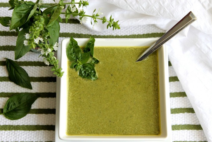 Cream of Spinach Soup with Arugula & Parsley