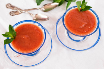 Chilled Curry Papaya Soup