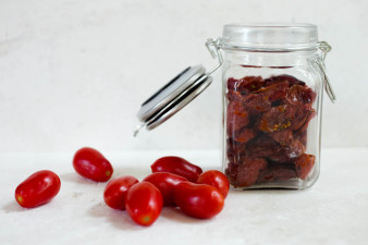 Homemade Sun-Dried Tomatoes from Parsley In My Teeth