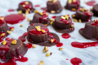 Chocolate-Covered Banana Bites with Pistachios & Raspberry Puree by Parsley In My Teeth