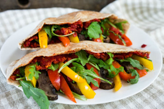Portabella Mixed Peppers & Arugula Pita Pocket with Sun-Dried Tomato Spread by Parsley In My Teeth